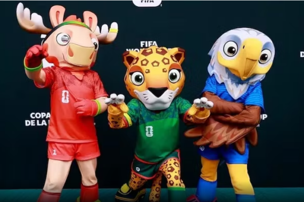 Policët maskohen si maskotat e Botërorit, arrestojnë tifozin e futbollit që shpërndante dr*ge