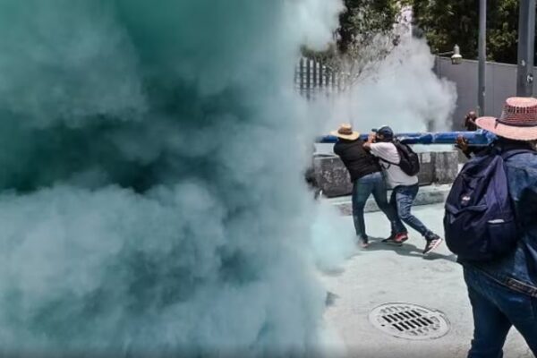 Protestat tronditin qytetin e Mexico City-it një javë para nisjes së Kupës së Botës