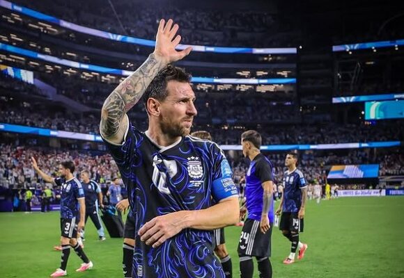 Grupi J/ Messi “dimensioni” tjetër i Argjentinës, Austri-Algjeri mbyll me polemika fazën e grupeve
