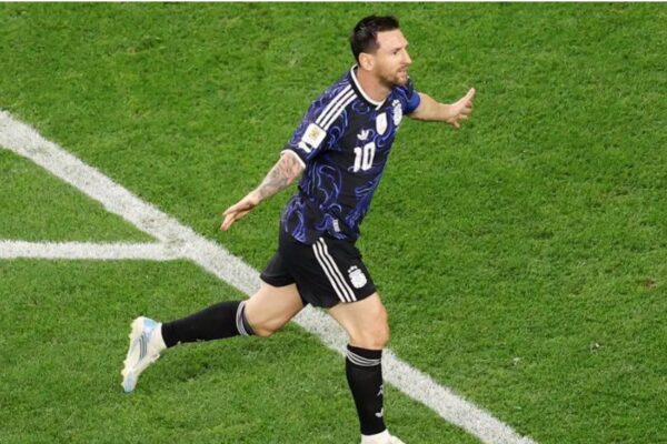 “Këpuca e Artë” në Botëror: Messi në krye, por rreziku nga Mbappe dhe Haaland është aty. Ronaldo mbetet pas