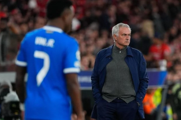 Mourinho bllokon largimin e yllit të Realit
