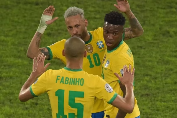 Brazili shpreson në kthimin e Neymarit