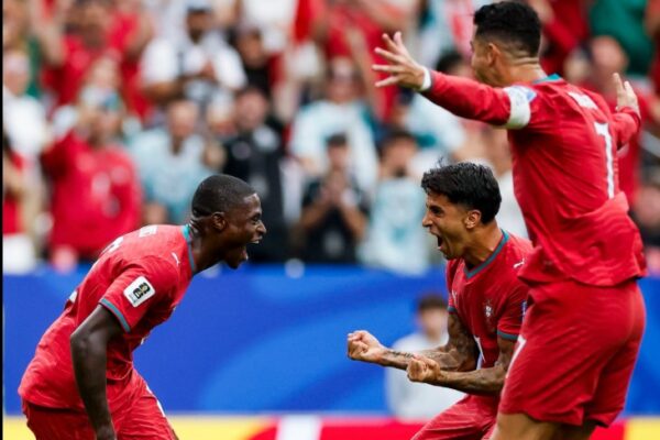 Uzbekistanit i anulohet një supergol, Portugalia “zjarr” në pjesën e parë. Dopietë e CR7 (video)