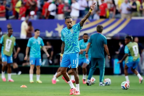 Al Hilal kërkon Raphinha-n, lojtari nuk ulet në bisedime pa mbaruar Botërori 2026