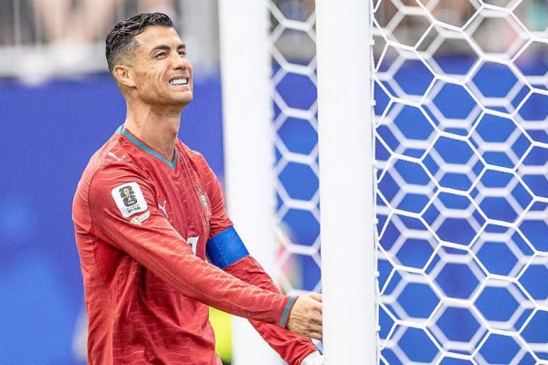 Ronaldo me mision ndaj Uzbekistanit
