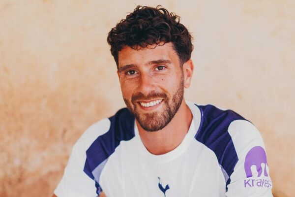 “Do bëj gjithçka për ta çuar klubin në vendin që i takon”, Tottenham me tjetër transferim në mbrojtje