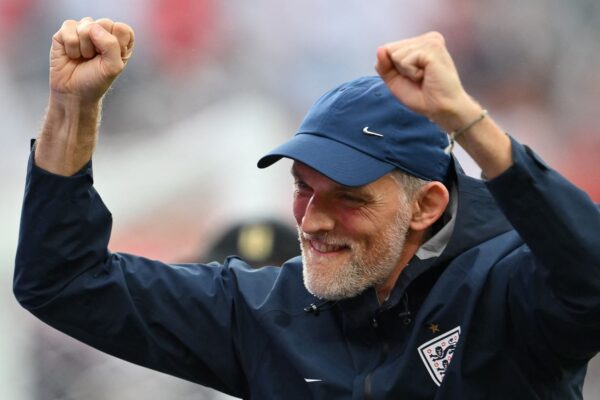 Apeli i Tuchel: Prindër, mos i çoni fëmijët në shkollë, le të shohin Anglinë!