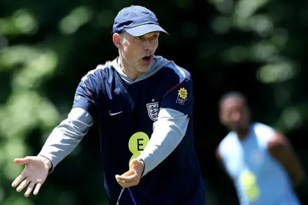 Watkins zbulon: Tuchel nuk ka frikë t’u bërtasë lojtarëve, normale kur luan për të fituar Kupën e Botës