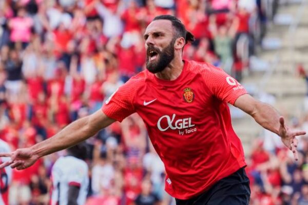 Mallorca me mesazh emocionues për Vedat Muriqin pas transferimit te Fenerbahçe