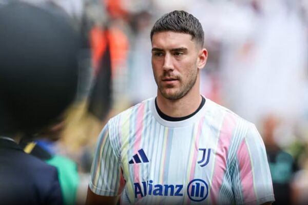 I tha “lamtumirë” Juventus, ofertë e majme nga Turqia për Dusan Vlahovic