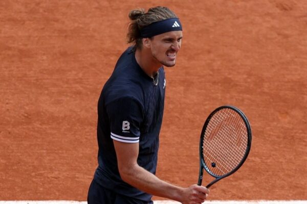 “Roland Garros 2026”/ Zverez mposht vapën dhe siguron finalen