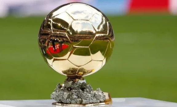 Ballon d’Or sqaron rregullin: Edhe futbollistët jashtë Europës mund ta fitojnë çmimin