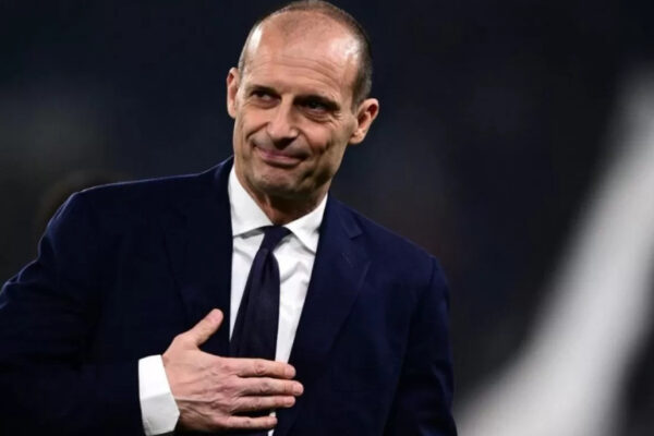 Masimiliano Allegri prezantohet te Napoli, firmos kontratë trevjeçare