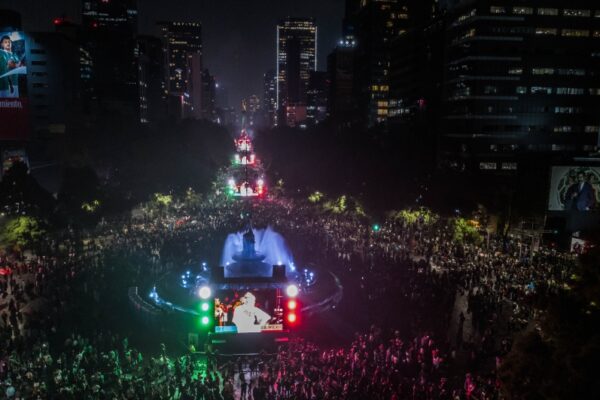 Kualifikimi i Meksikës kthehet në tragjedi, 3 të vdekur në Mexico City gjatë festimeve