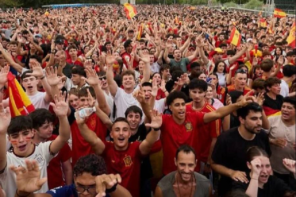 ​Madridi gati për festën e madhe, mbi 60 mijë tifozë presin kampionët e botës