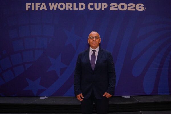 FFK: Agim Ademi përshëndetet me Donald Trump në ceremoninë e FIFA-s