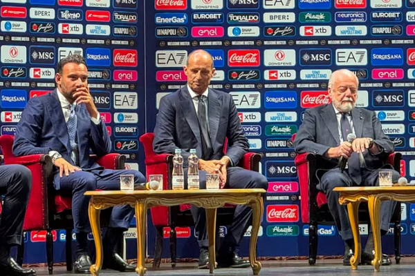 Allegri prezantohet te Napoli: Jam me fat, është hera e dytë që trashëgoj një skuadër të Contes