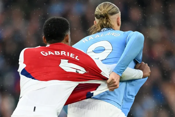 Nga Premier League në Kupën e Botës, rivaliteti mes Haaland dhe Gabriel tani në një skenë tjetër