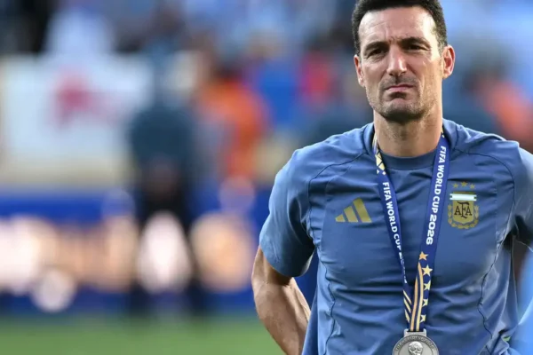 “Një javë mes dhimbjes dhe gëzimit”, Scaloni thyen heshtjen pas humbjes në finale
