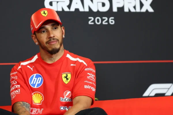 Hamilton synon triumfin në Silverstone: Nuk ka pistë tjetër si kjo