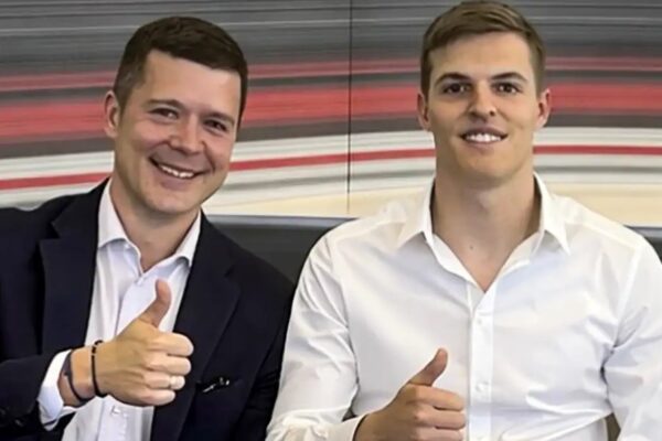 “Ai është Harry Kane i ri dhe do të shënojë 15 gola për Milanin në sezonin e parë në Serie A”