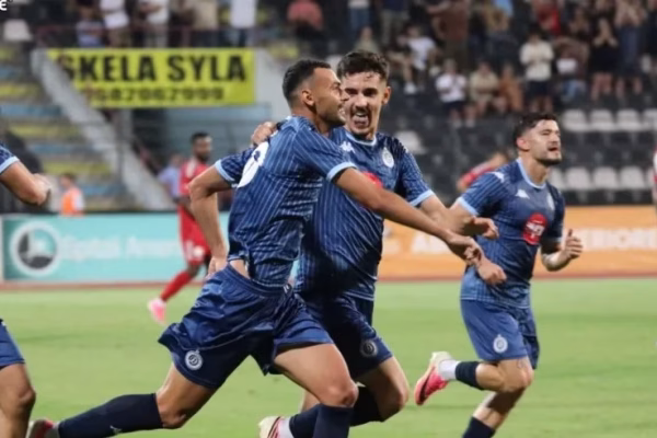 Ilir Daja dhe Dinamo kualifikohen në rrethin e tretë të Conference League
