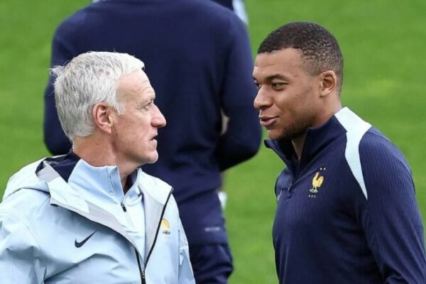 Deschamps: Presioni bie më të në gjysmëfinale, ja pse Spanja është favorite
