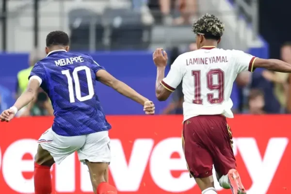 Lamine Yamal thellon dominimin ndaj Mbappé; “peshorja” shkon në 9-2