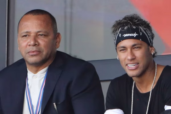 Neymar i jep lamtumirën Brazilit, babai i tij i kërkon të mos heqë dorë nga futbolli