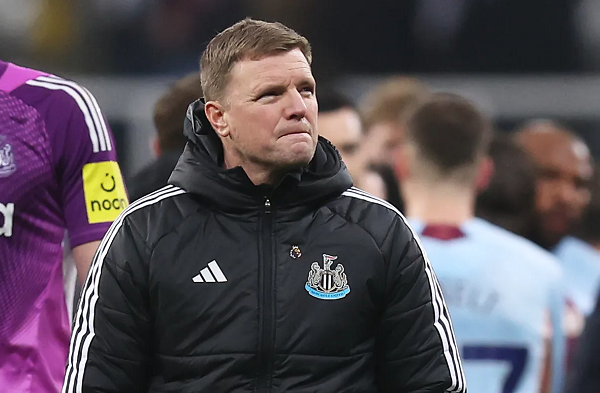 Newcastle, trajneri Howe: Po e lë klubin në duar të mira