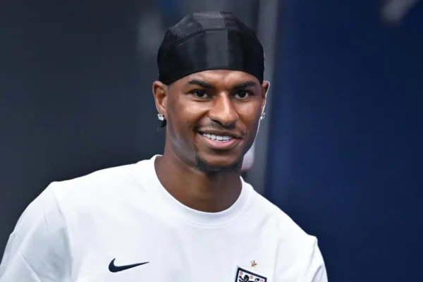 “Unë jetoj në të tashmen”, Rashford flet për herë të parë pas dështimit të transferimit te Barcelona