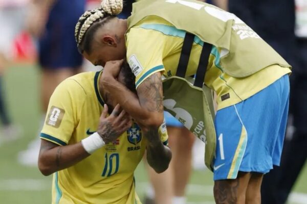 “Është një turp”, presidenti i Brazilit tregohet i “pamëshirshëm” ndaj Neymar & Co pas asaj që bënë pas eliminimit