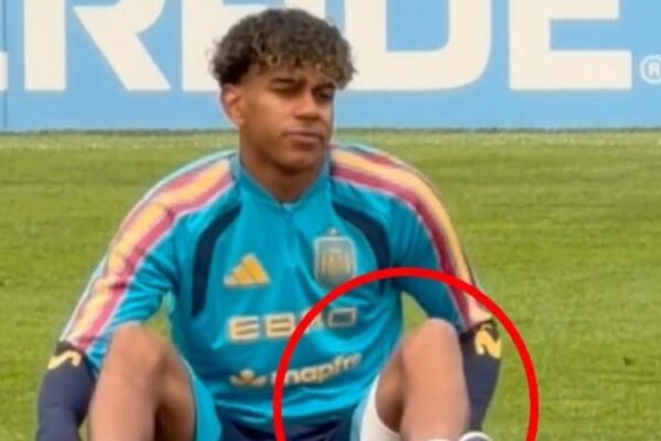Lamine Yamal frikëson Spanjën tre ditë para finales së madhe (video)