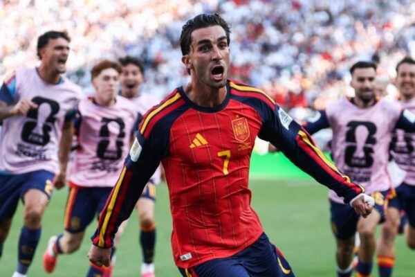 Messi e mbyll mes lotësh, Spanja është kampionia e re e Botës. Ferran Torres, heroi i finales (video)