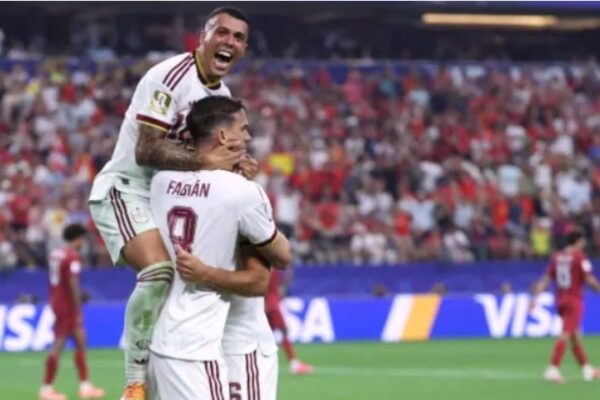 Heroi i Spanjës ndaj Portugalisë në radarin e Real Madridit. Lojtari ideal për Jose Mourinhon