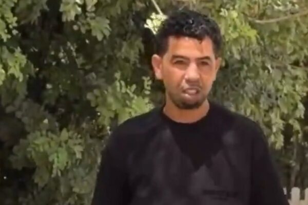 “Çfarë doni, që unë t’ju hedh telefonin apo çfarë?”! Gjesti i babait të Lamine Yamal pak para gjysmëfinales bëhet viral (video)