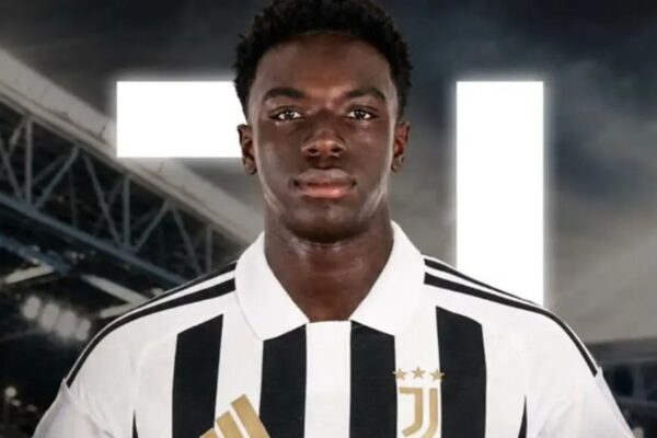 ZYRTARE: Juventus përforcohet në sulm, transferon yllin e rivalëve. 16 mln euro +2 mln euro bonuse