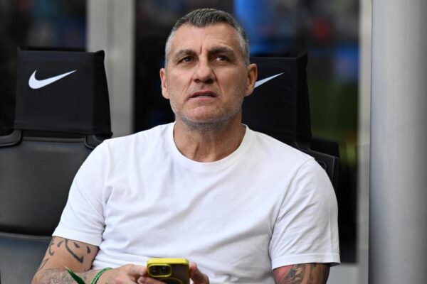 “Te Juventusi do ta kisha mbajtur Vlahović. Milani me Ramos, më në fund ka një që shënon”