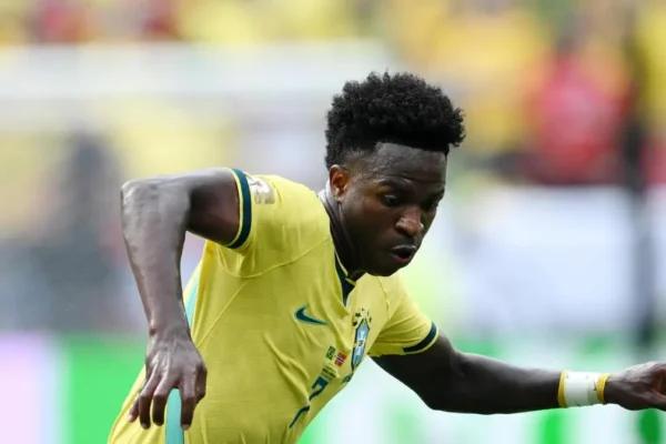 Vinicius–Real Madrid, ultimatum për rinovimin. Klubi vendos “vijat e kuqe”, topi në fushën e brazilianit