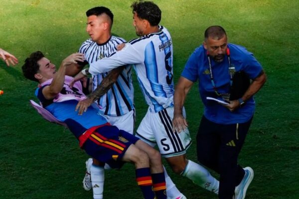 Pas humbjes së finales kundër Spanjës, Argjentina merr lajmin e keq nga FIFA, lojtarë rrezikojnë …