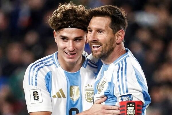 Julian Alvarez: Argjentina duhet të japë gjithçka për të fituar një tjetër Kupë Bote për Messi
