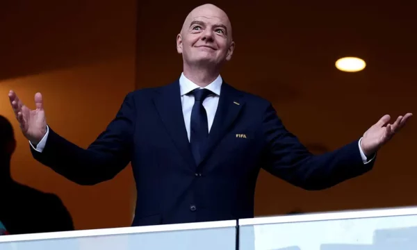 FIFA po shqyrton mundësinë e shitjes së ‘aksioneve’ të Botërorit