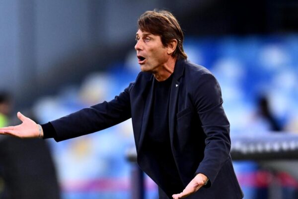 Conte: Po pres ende të mësoj të ardhmen, askush nuk më ka kontaktuar për stolin e Italisë