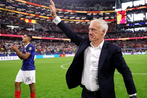 Deschamps u përgjigjet kritikave për zëvendësimin e Rabiot: Në pushimin e hidratimit më tha: ‘S’mund të luaj më normalisht’!