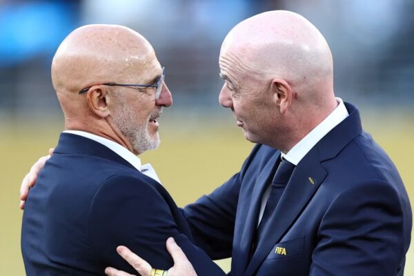 Spanja e Portugalia do të tërhiqen nga organizimi i Botërorit 2030 nëse Infantino nuk heq dorë nga “privatizimi” i kompeticionit