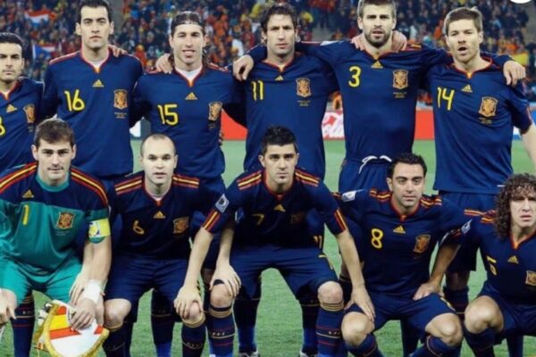 Kampioni i Botës me Spanjën në vitin 2010 kërkon ndihmën e Trump për finalen e nesërme: Do t’u jem mirënjohës gjithë jetën
