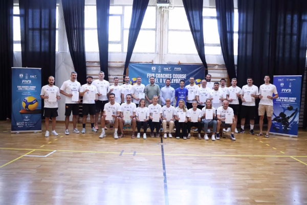 Federata e Volejbollit përfundon kursin për trajner “FIVB Coaches Course”
