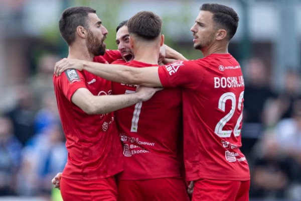 Pas shkëlqimit me Gjilanin, futbollisti i njohur e vazhdon karrierën në Marok