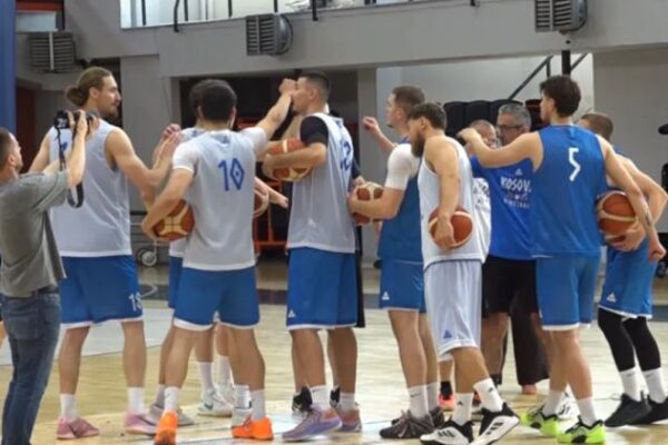 ​Humbjet ndaj Shqipërisë dhe Sllovakisë alarmojnë basketbollin kosovar, kërkohen ndryshime