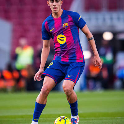 Manchester City synon talentin e Barcelonës Marc Bernal